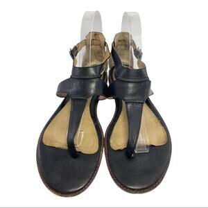 Frye Ali T-strap Black Sandals Size 8.5 M